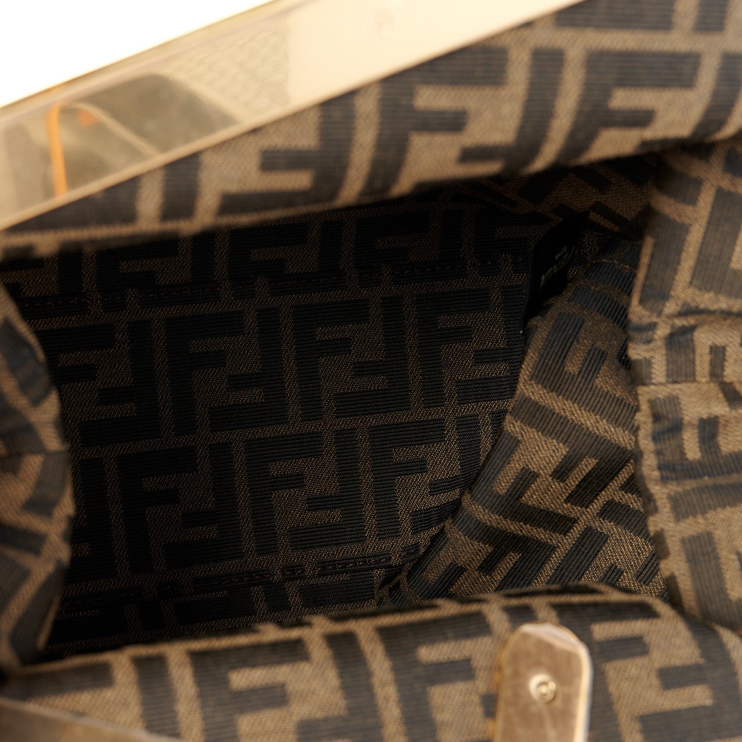 Fendi Shiny Nappa Medium Fendi First Caramello 5 of 11
