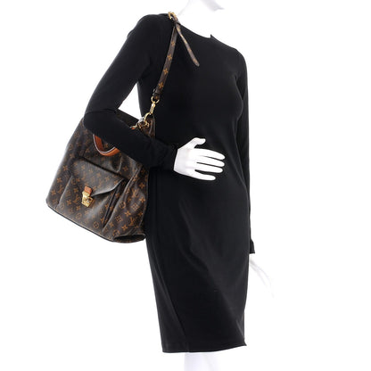 Louis Vuitton Monogram Metis 2 of 8