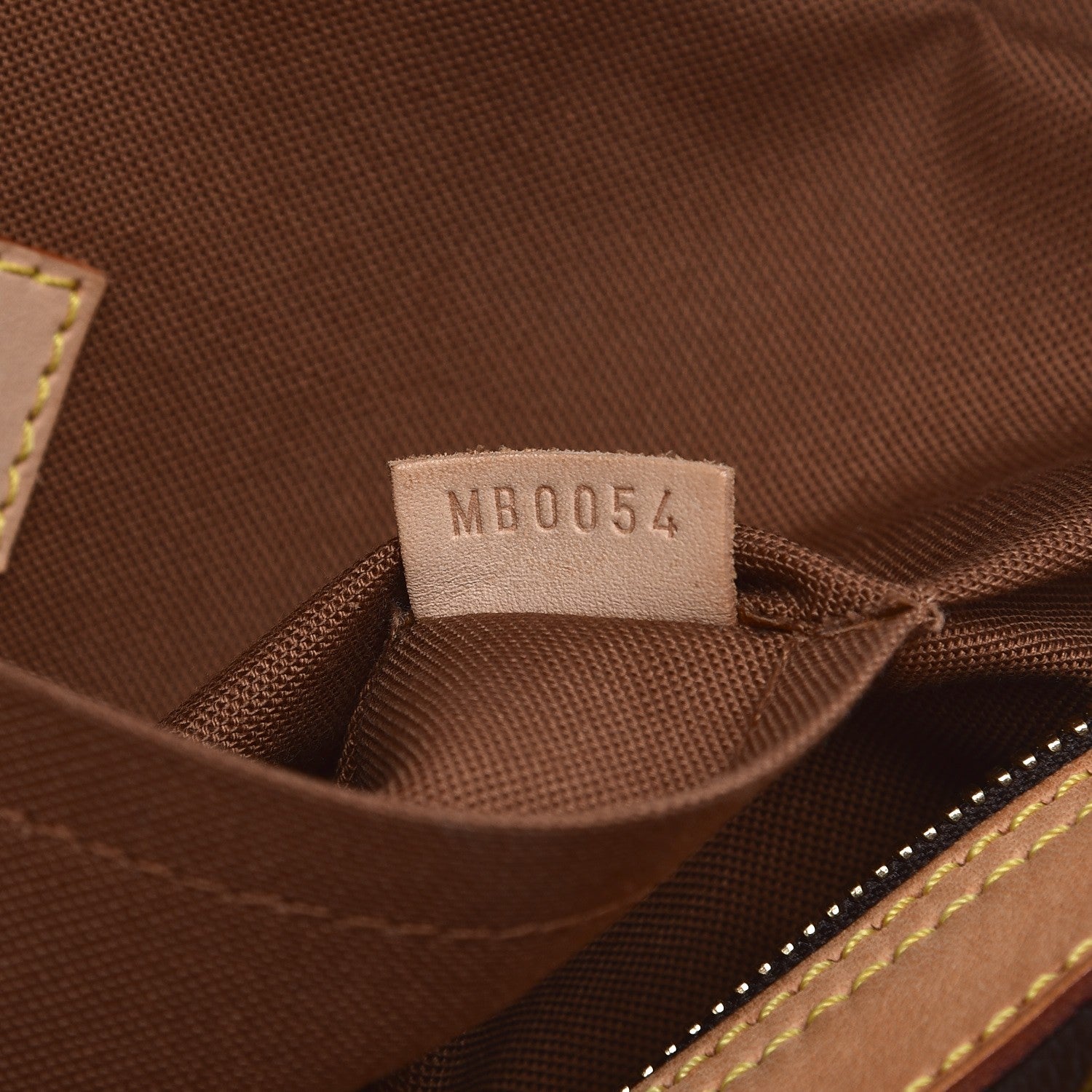 Louis Vuitton Monogram Sac Squash 7 of 11