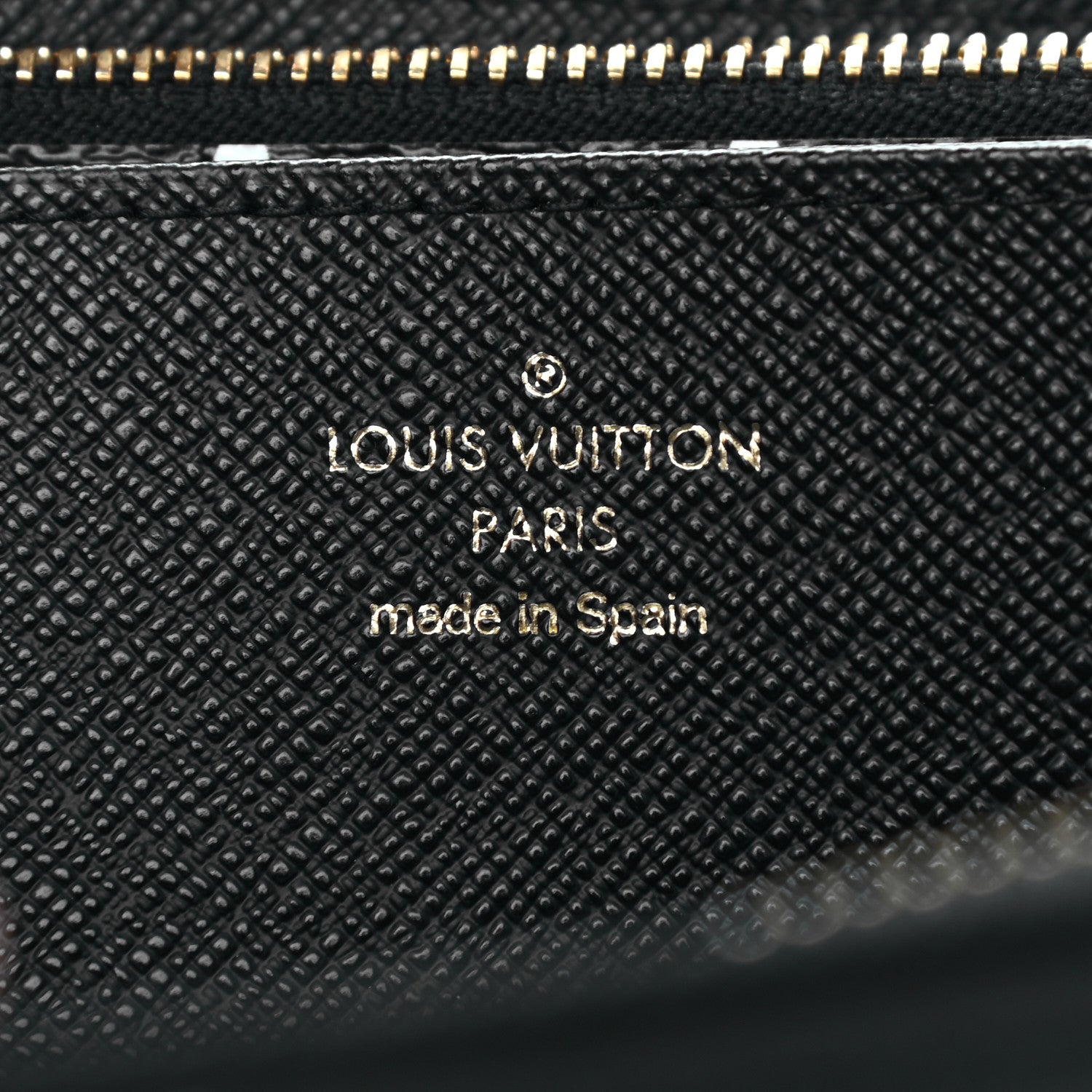 Louis Vuitton Monogram Giant Jungle Zippy Wallet Black 6 of 7