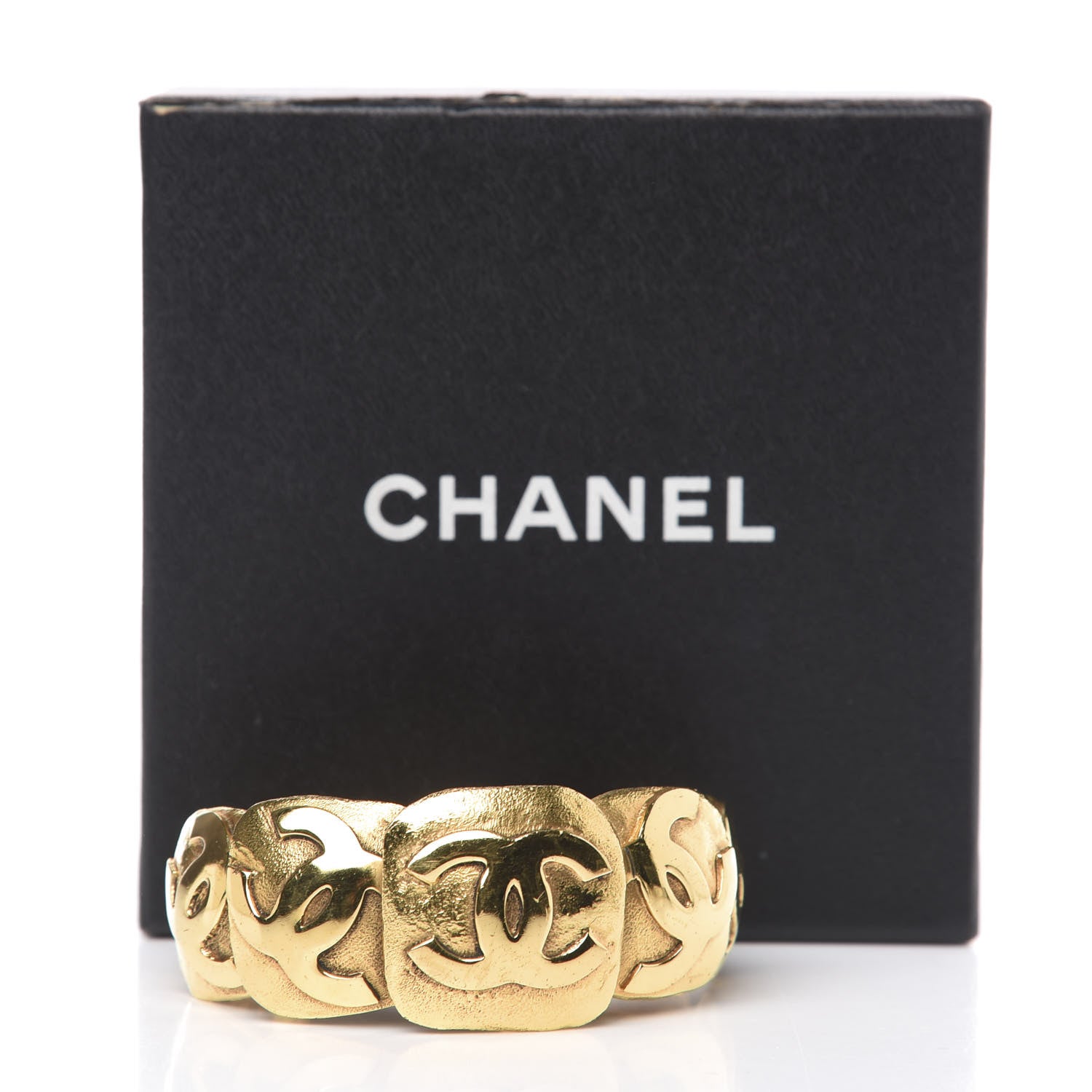 Chanel CC Cuff Gold 5 of 5