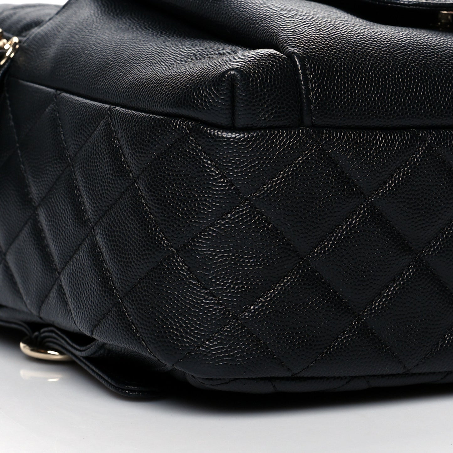 Caviar Quilted Medium Zip Around Backpack Black