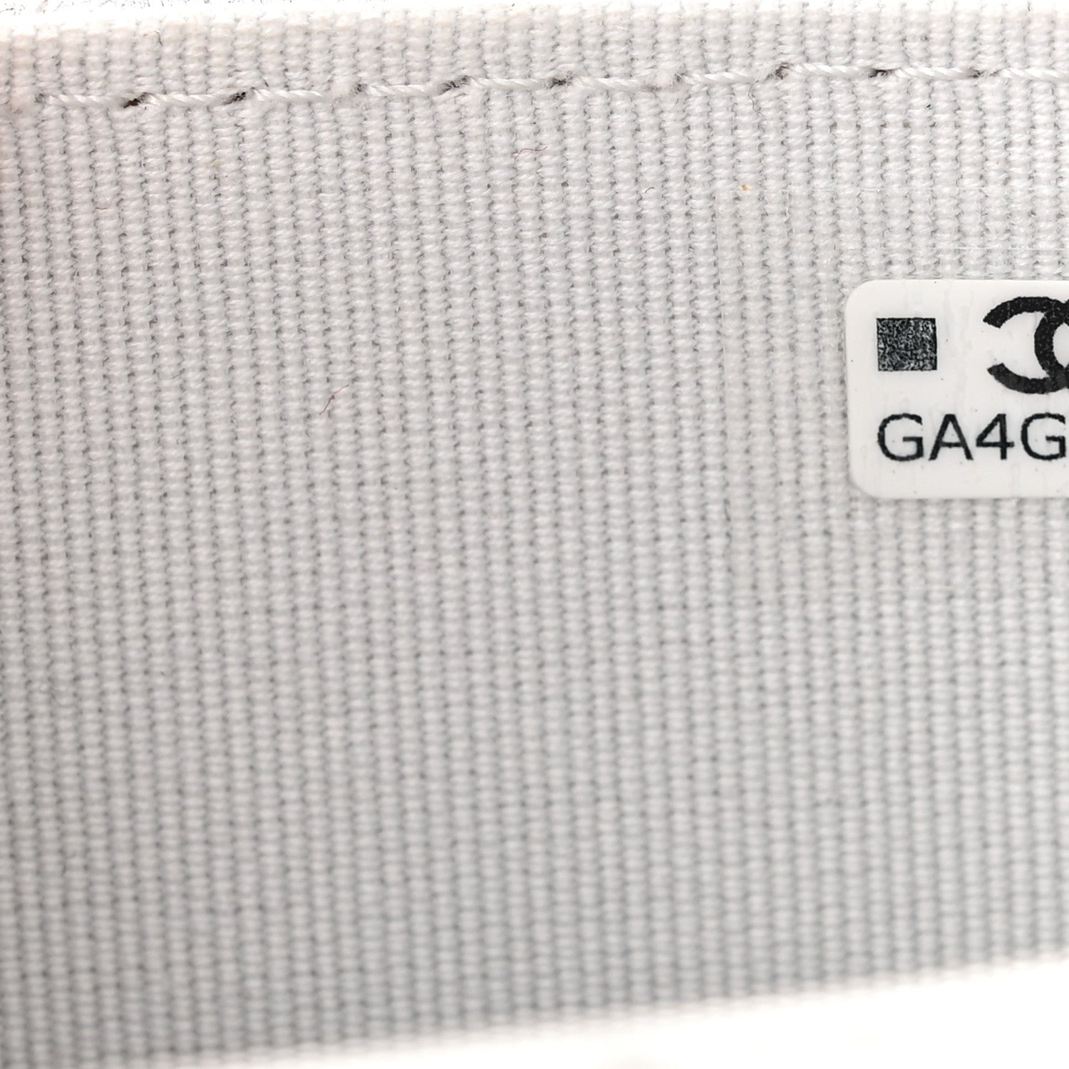 Chanel Metallic Goatskin Quilted Crystal CC Walk Of Fame Clutch With Chain Silver 9 of 13