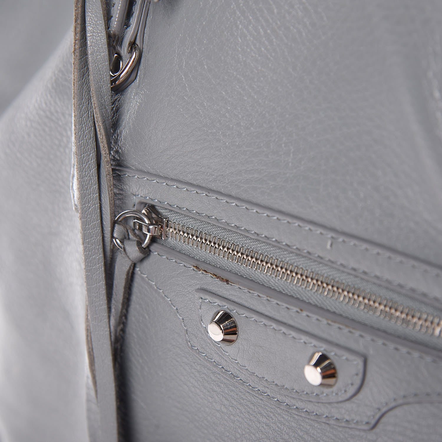 Balenciaga Veau Papier A4 Zip Around Tote Grey 19 of 21