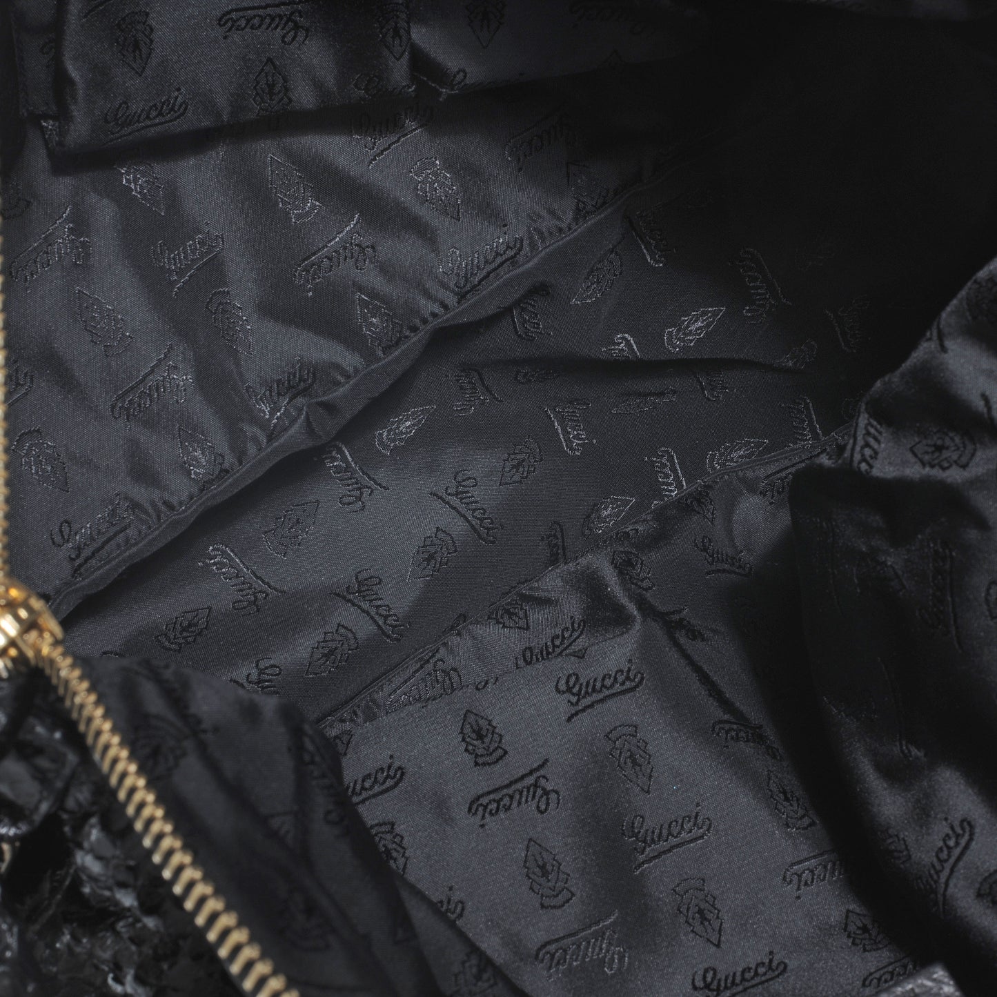 Python Medium Hysteria Black