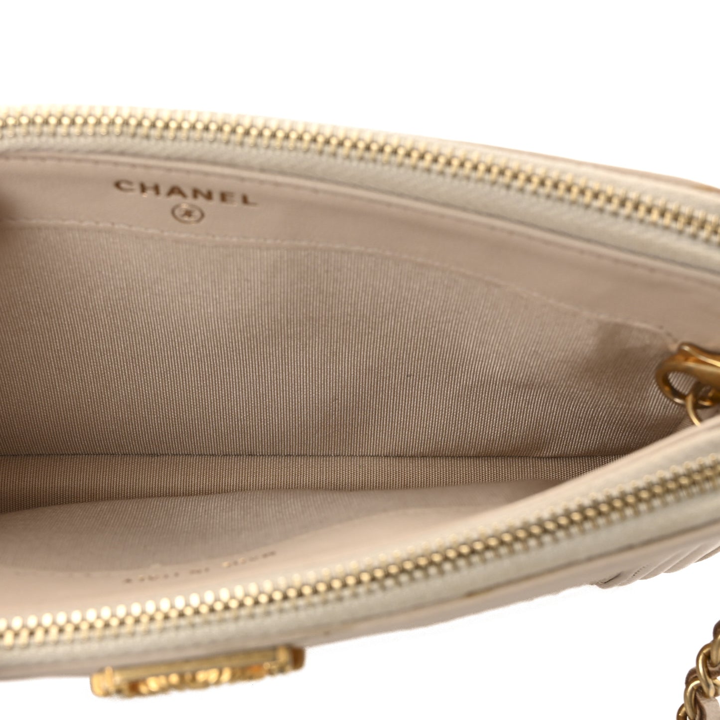 Crumpled Lambskin Chevron Quilted Pleated Small Boy Clutch With Chain Beige