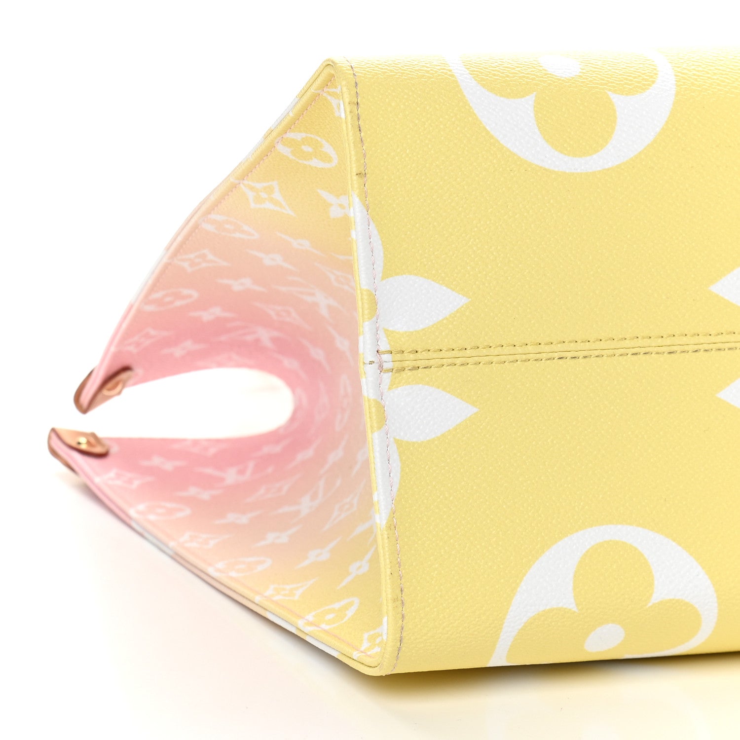 Louis Vuitton Monogram Giant By The Pool Onthego GM Light Pink 4 of 7