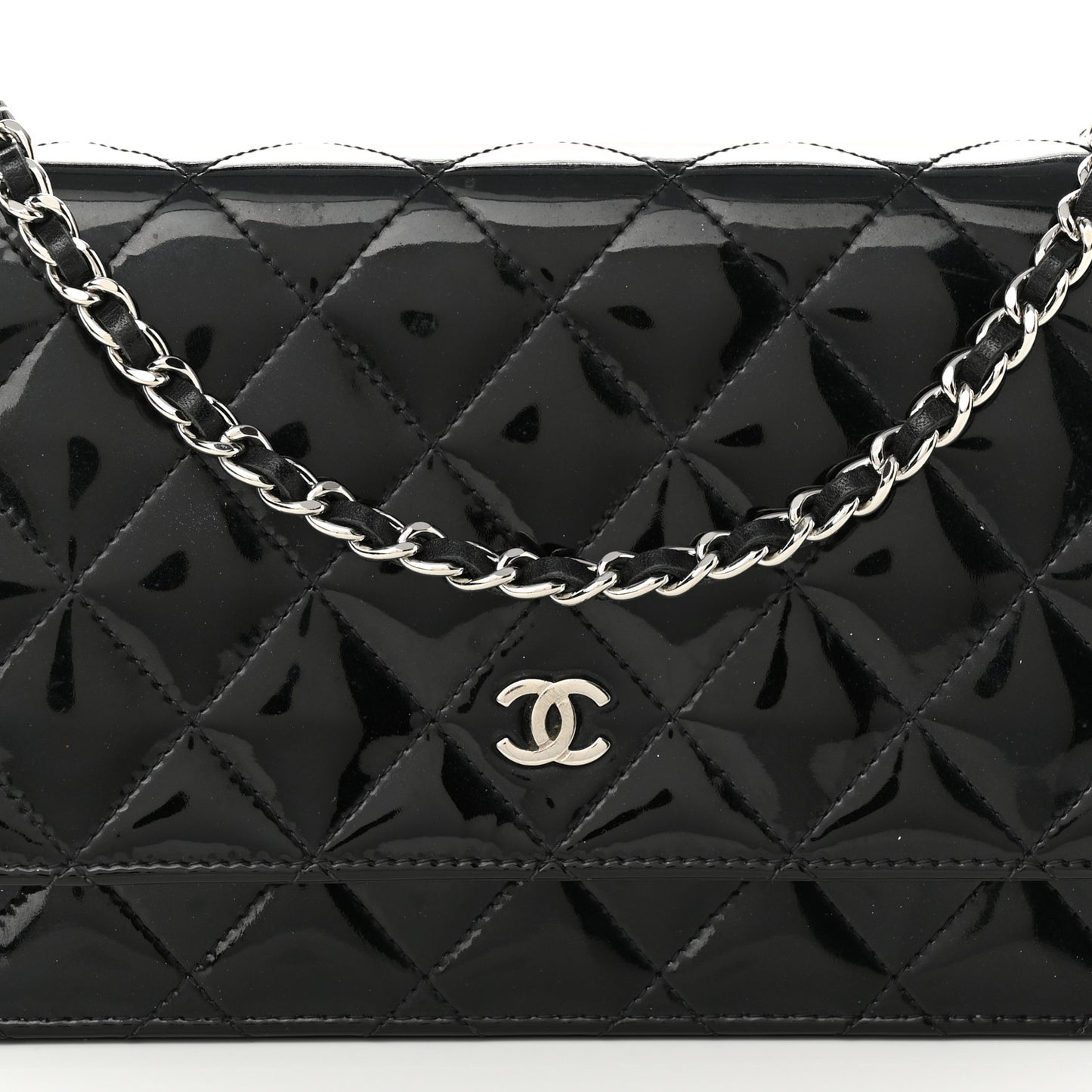 Patent Quilted Wallet On Chain WOC Black