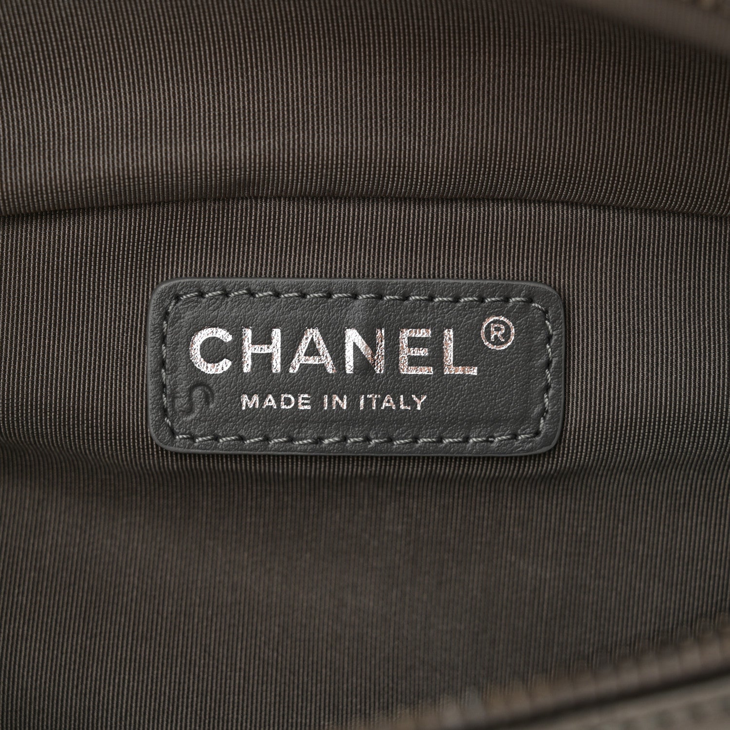 Chanel Metallic Calfskin Crocodile Embossed Quilted Easy Trip Waist Bag Fanny Pack Silver 6 of 10