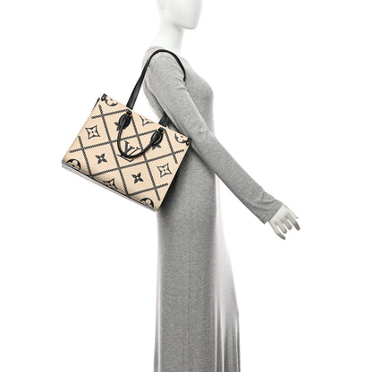 Louis Vuitton Empreinte Monogram Giant Broderies Onthego MM Cream Black 2 of 9