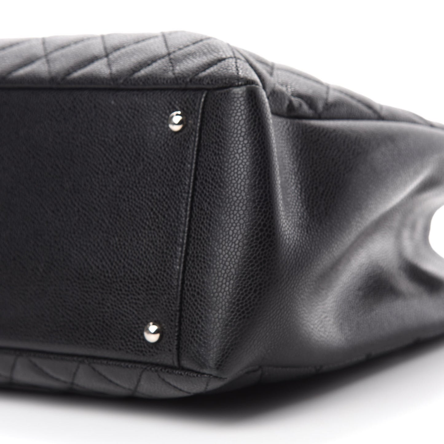 Caviar Quilted XL Grand Shopping Tote GST Black