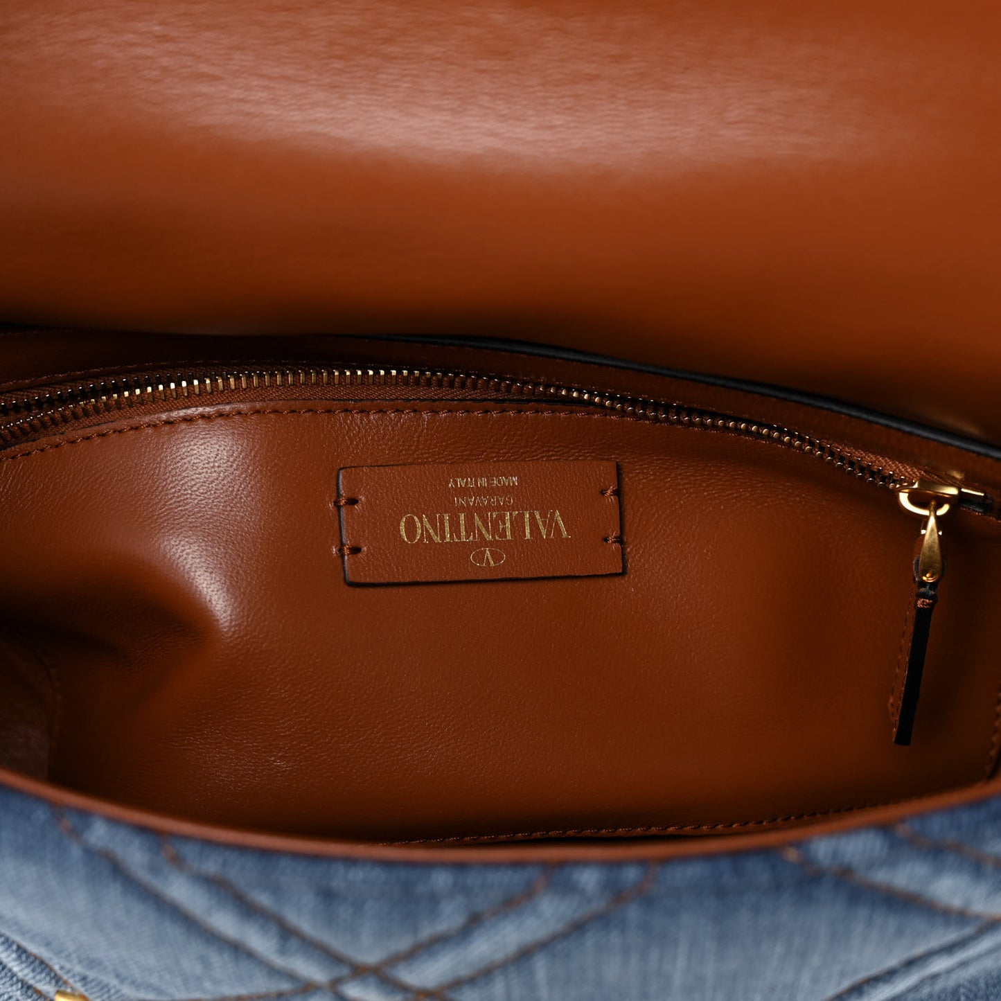Denim Medium Roman Stud Shoulder Bag Light Denim Selleria