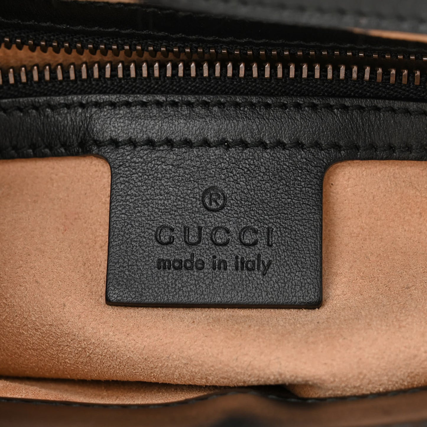 Calfskin Matelasse Medium GG Marmont Top Handle Shoulder Bag Black