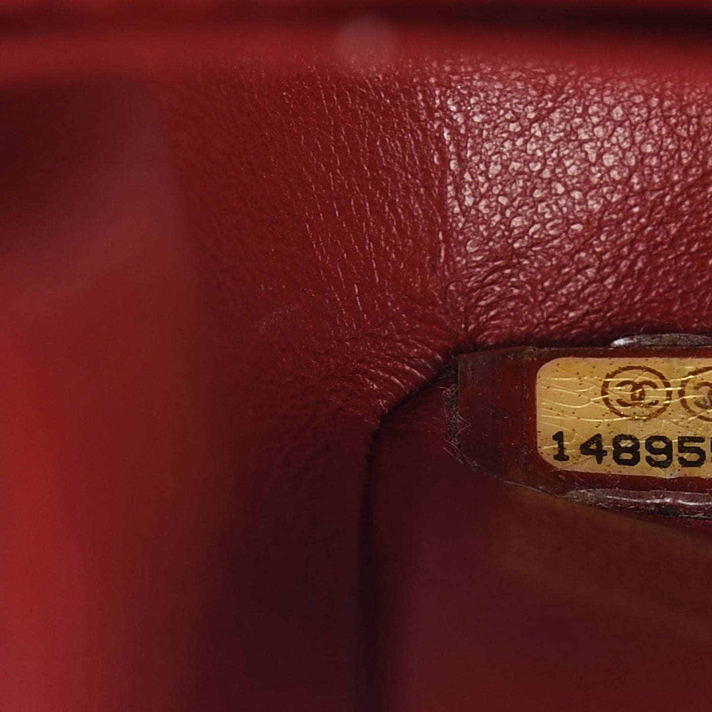 Caviar Quilted East West Flap Red