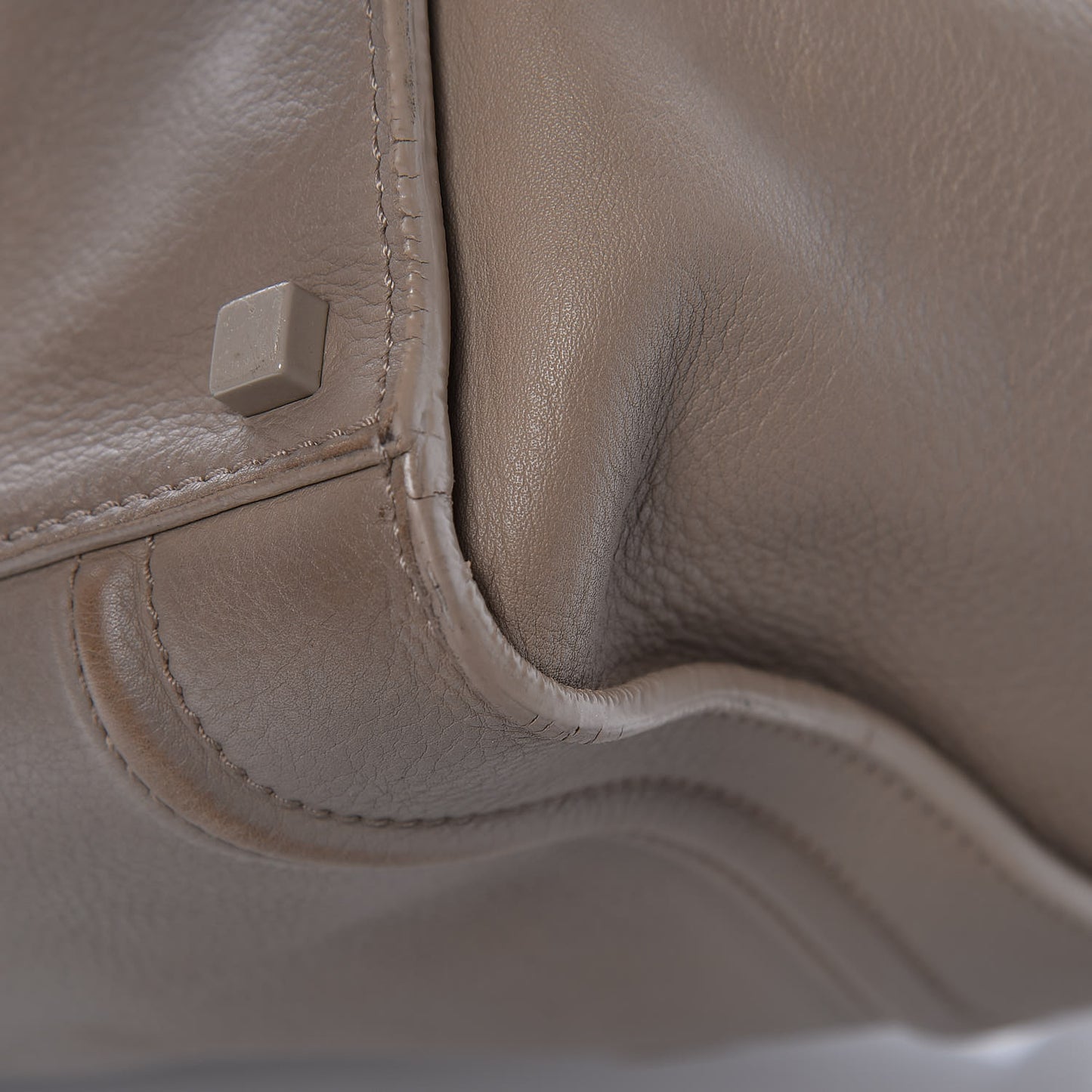 Supple Calfskin Medium Phantom Luggage Beige
