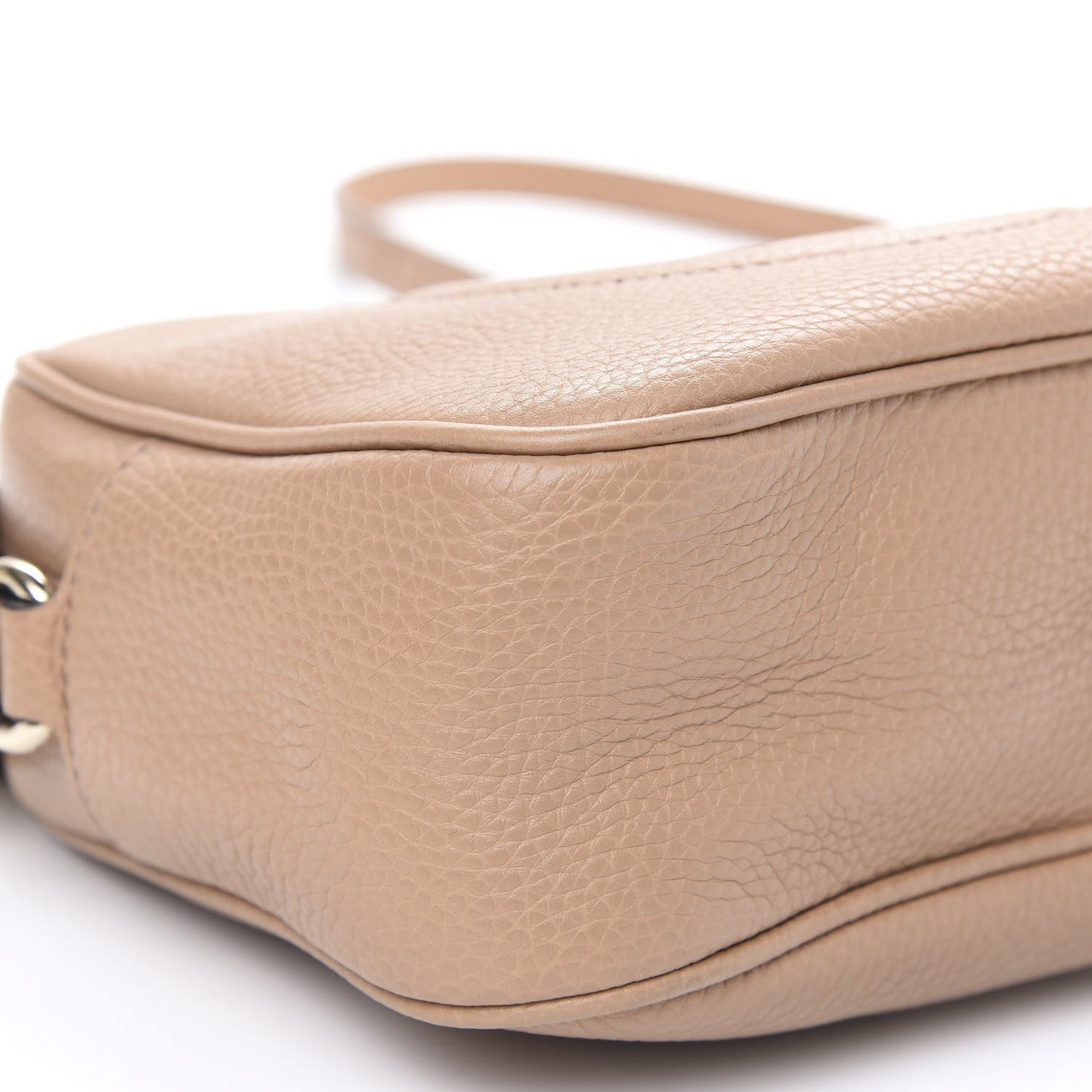 Pebbled Calfskin Small Soho Disco Bag Camelia