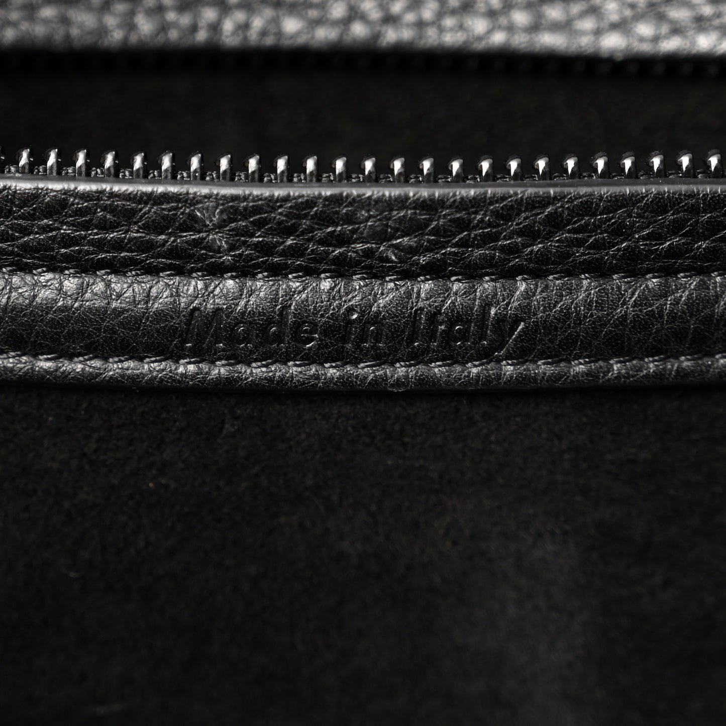 Grained Calfskin Medium Phantom Luggage Black