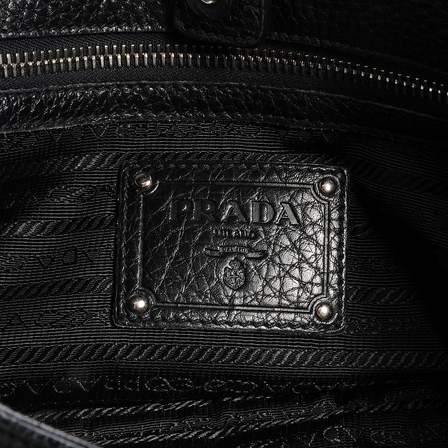 Prada Vitello Daino Shoulder Bag Nero Black 6 of 10