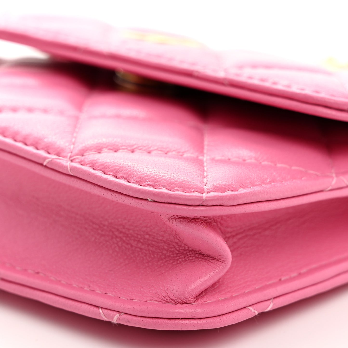 Lambskin Quilted Pearl Crush Clutch With Chain Pink