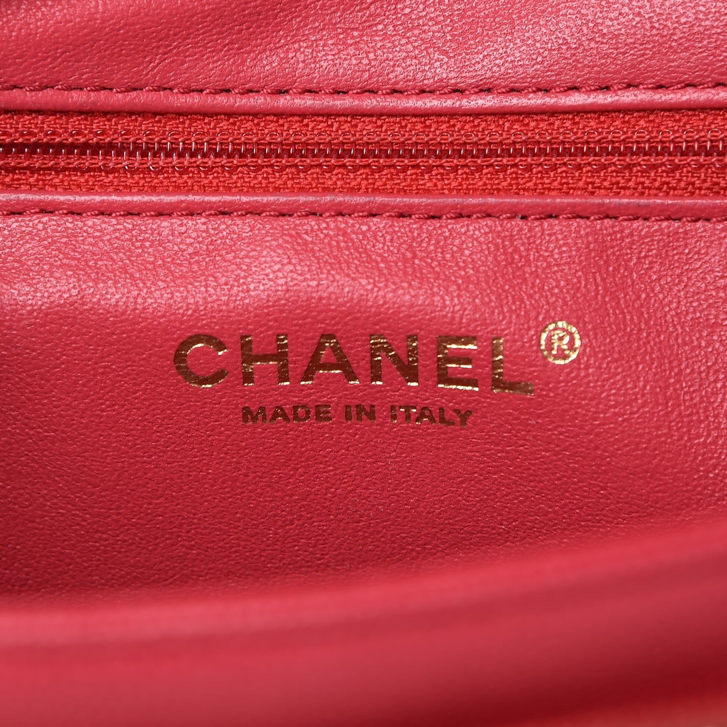 Caviar Quilted Mini Business Affinity Flap Red