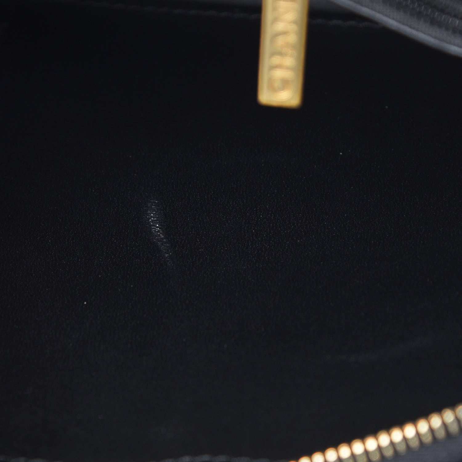 Chanel Caviar Quilted Medium CC Filigree Vanity Case Black 9 of 10