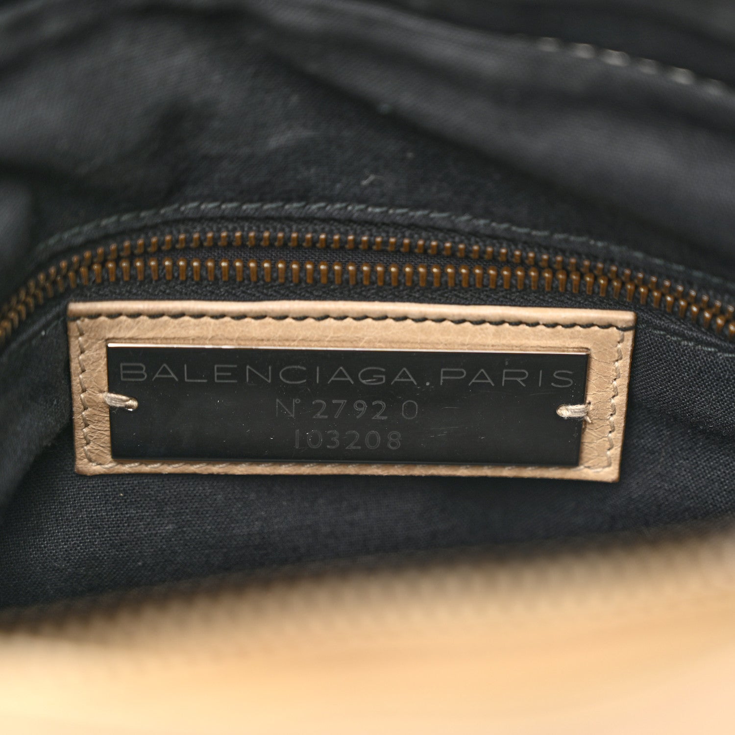 Balenciaga Agneau Classic Hardware First Sahara 7 of 17
