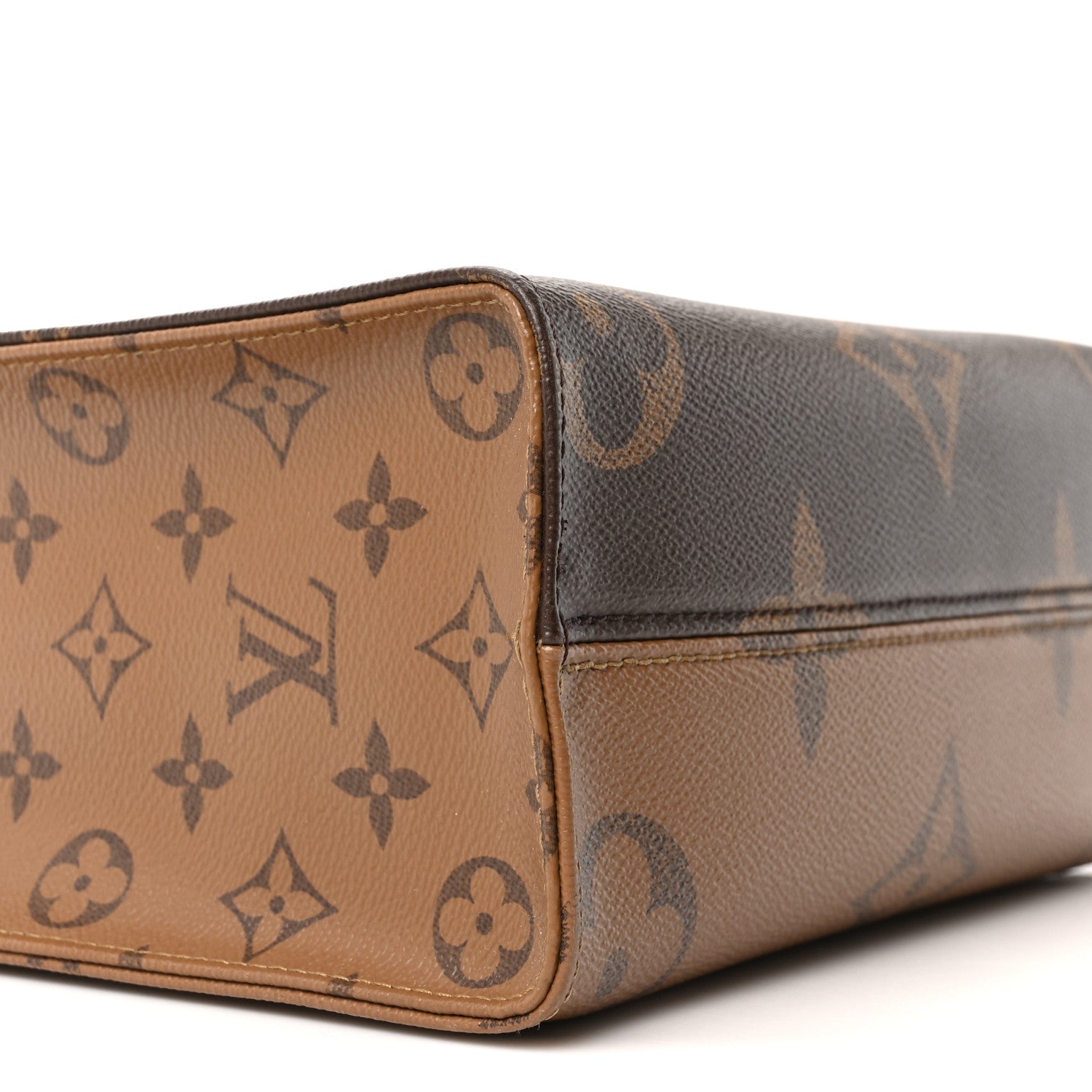 Louis Vuitton Reverse Monogram Giant Onthego PM 9 of 10