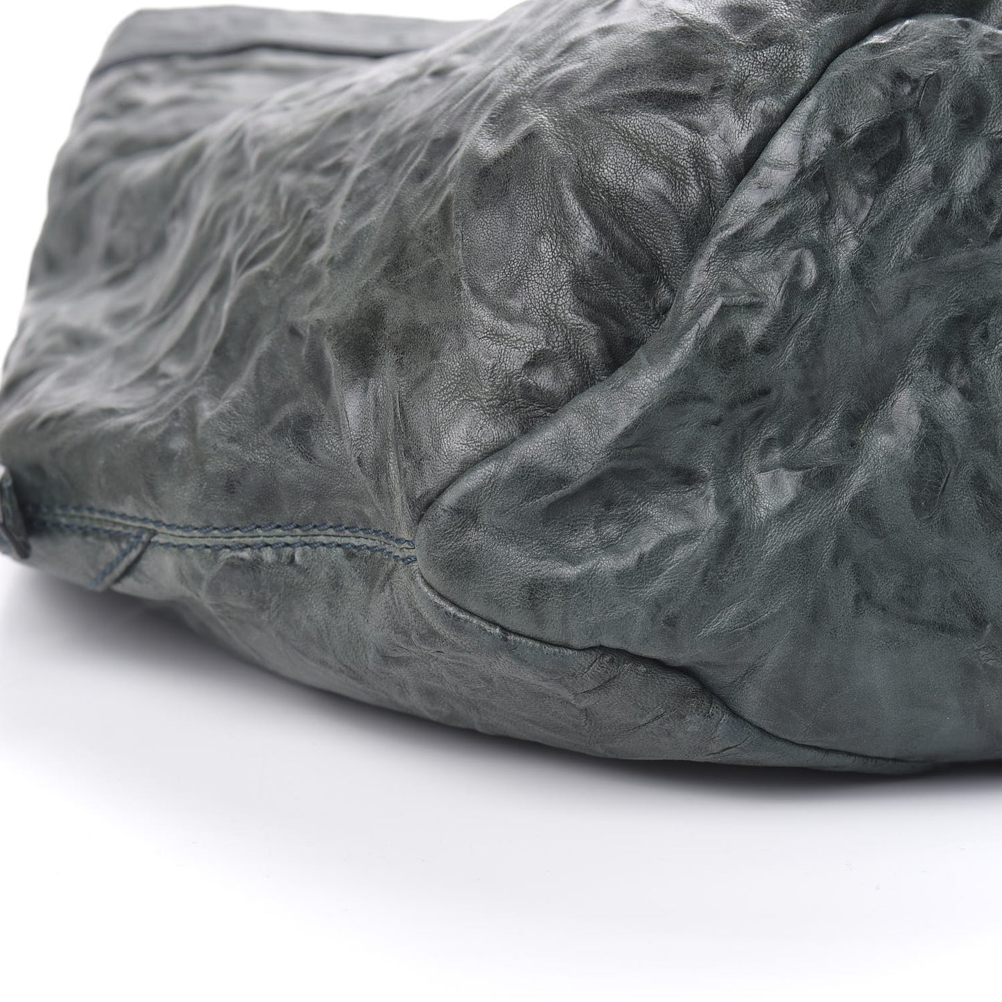 Tumbled Sheepskin Tinhan Hobo Emerald