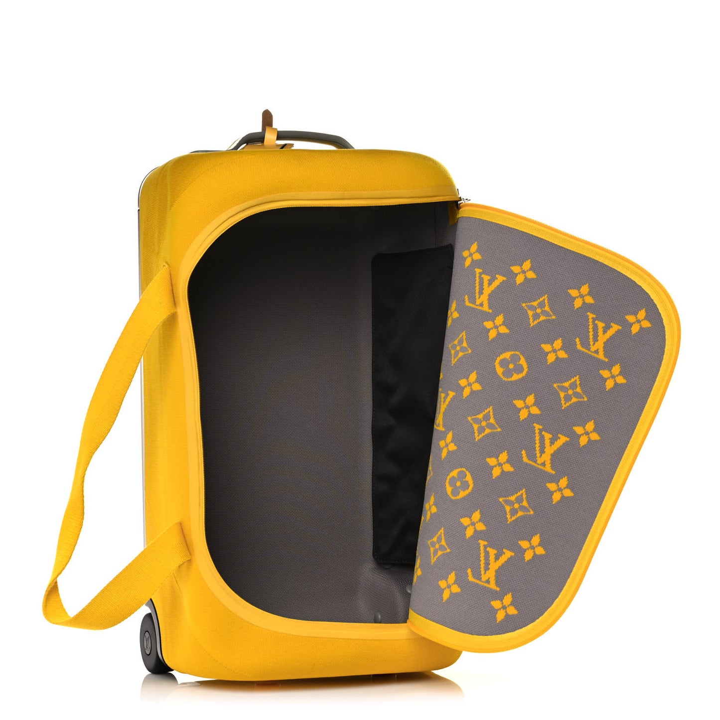 Knit Monogram Horizon Soft Duffle 55 Jaune