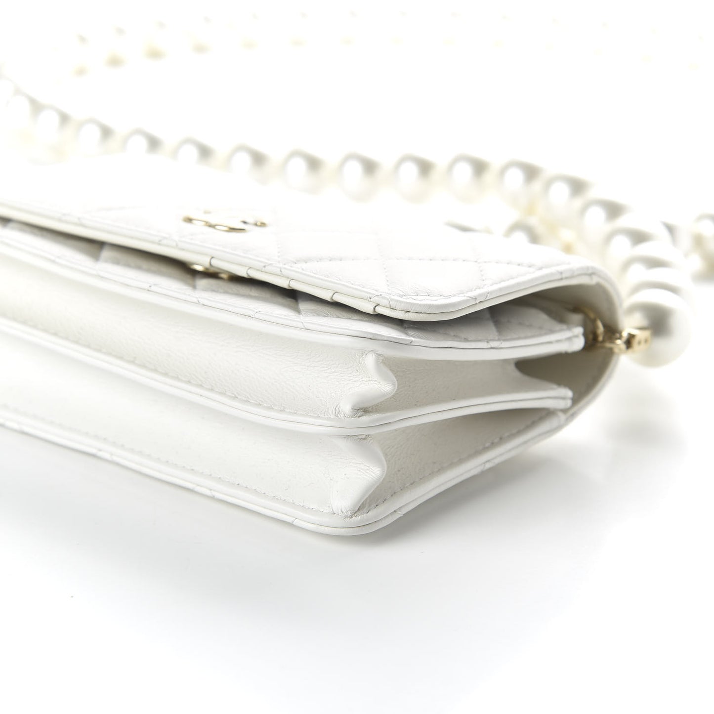 Calfskin Quilted Pearl Mini Wallet On Chain WOC White