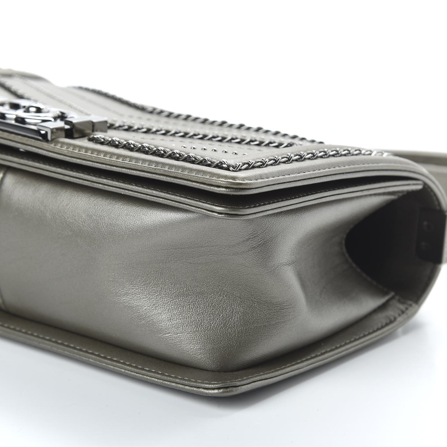 Metallic Crumpled Calfskin Chevron Chain Medium Boy Flap Grey