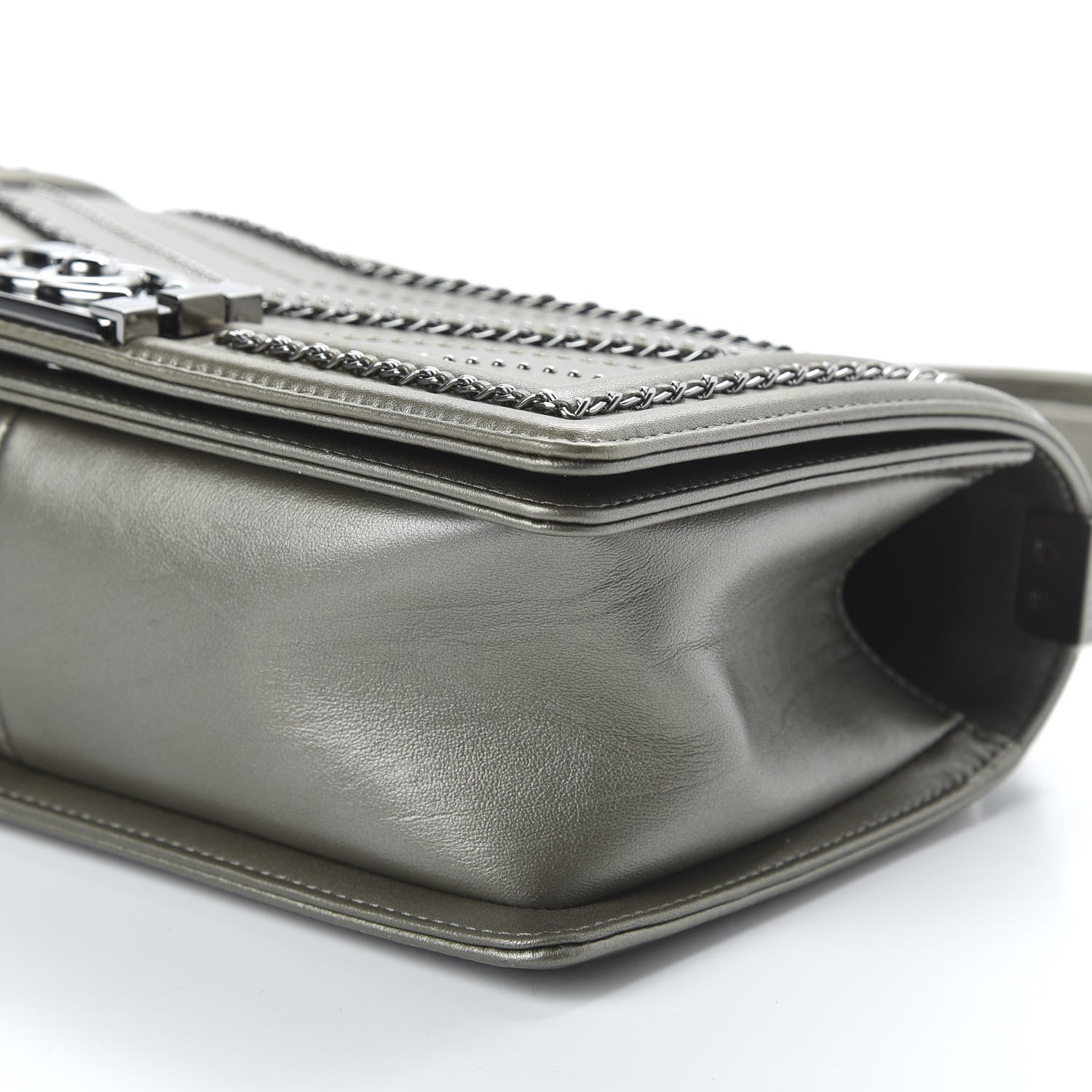 Chanel Metallic Crumpled Calfskin Chevron Chain Medium Boy Flap Grey 7 of 10