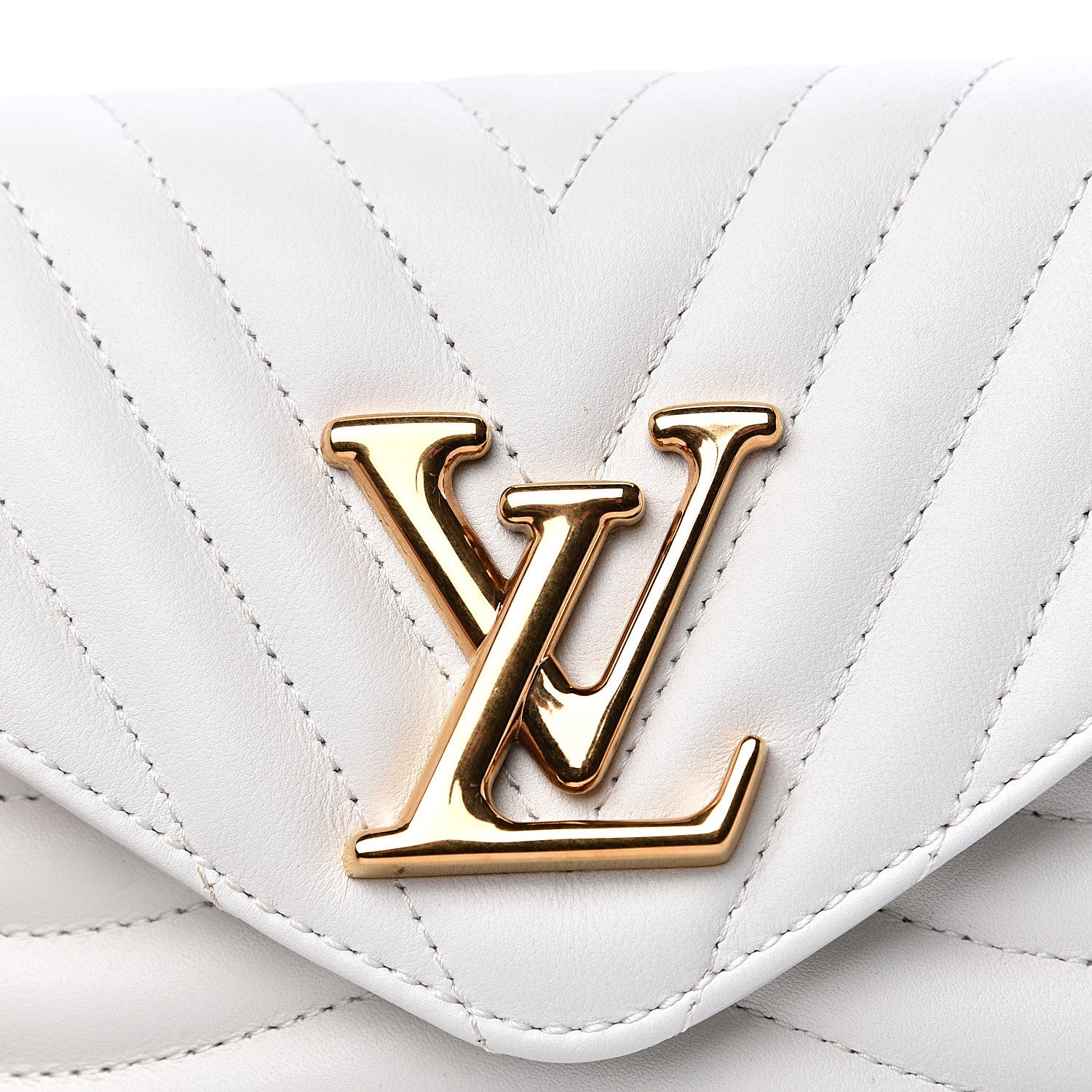 Louis Vuitton Calfskin New Wave Multi Pochette Snow 8 of 9