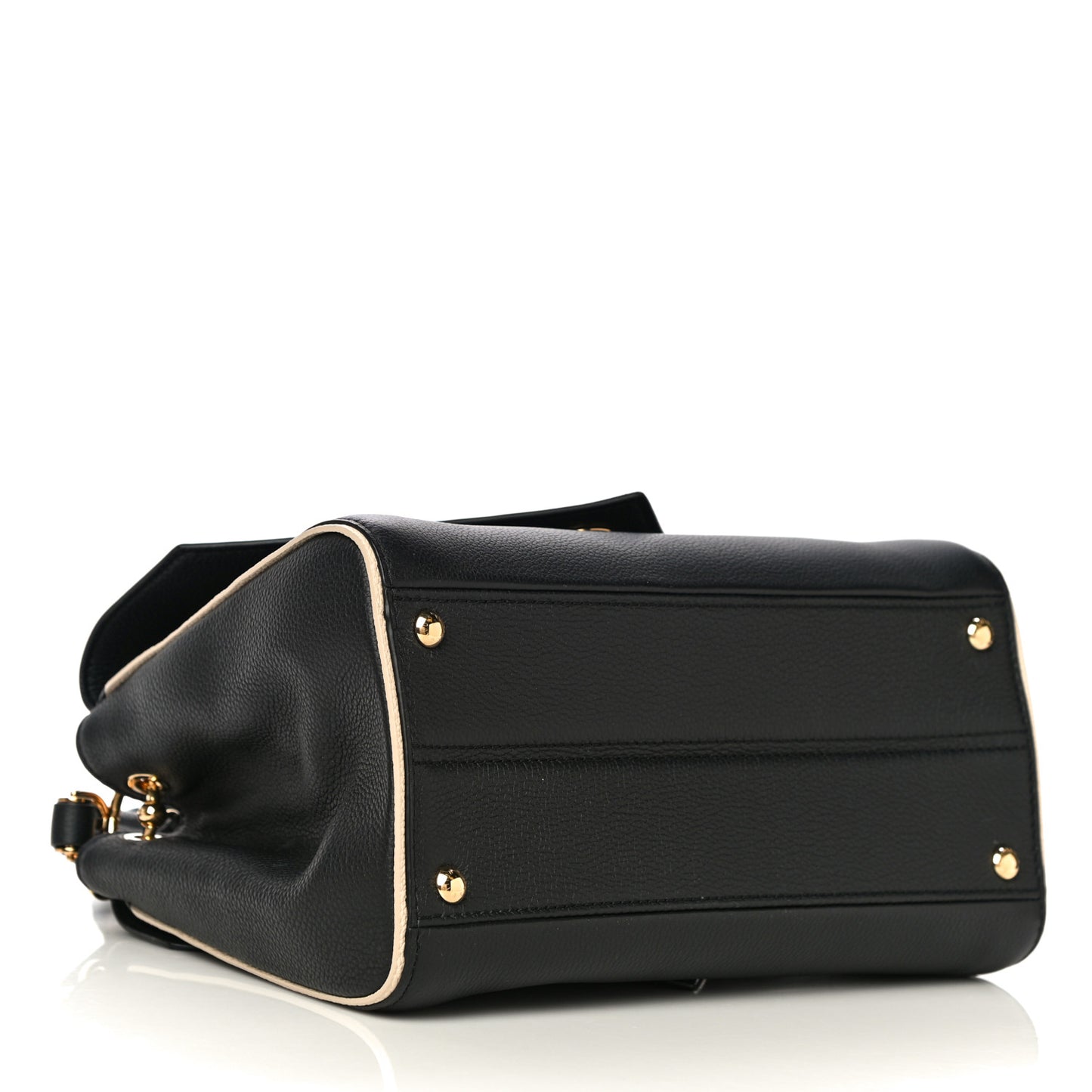 Monogram Double V Black