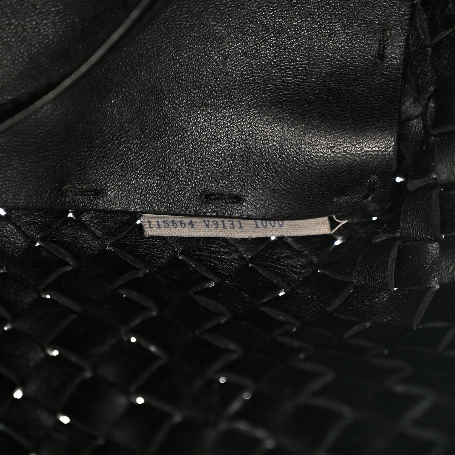 Nappa Intrecciato Medium Cabat Black