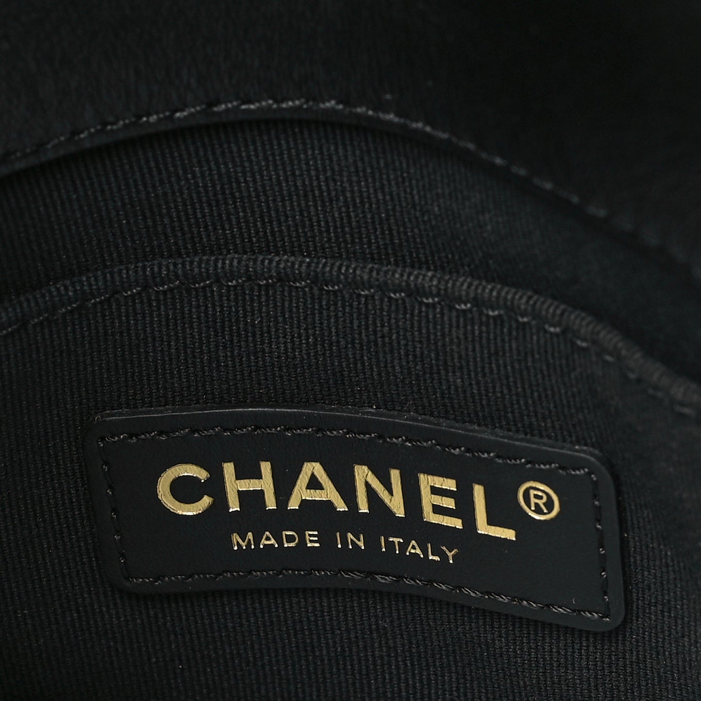 Lambskin Quilted Mini Lacquered Chain Flap Black