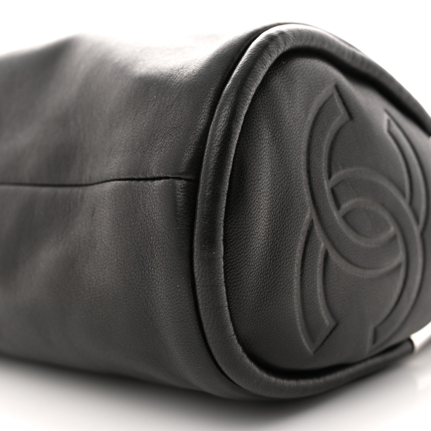 Chanel Lambskin Medium Ultimate Soft Tote Black 10 of 12
