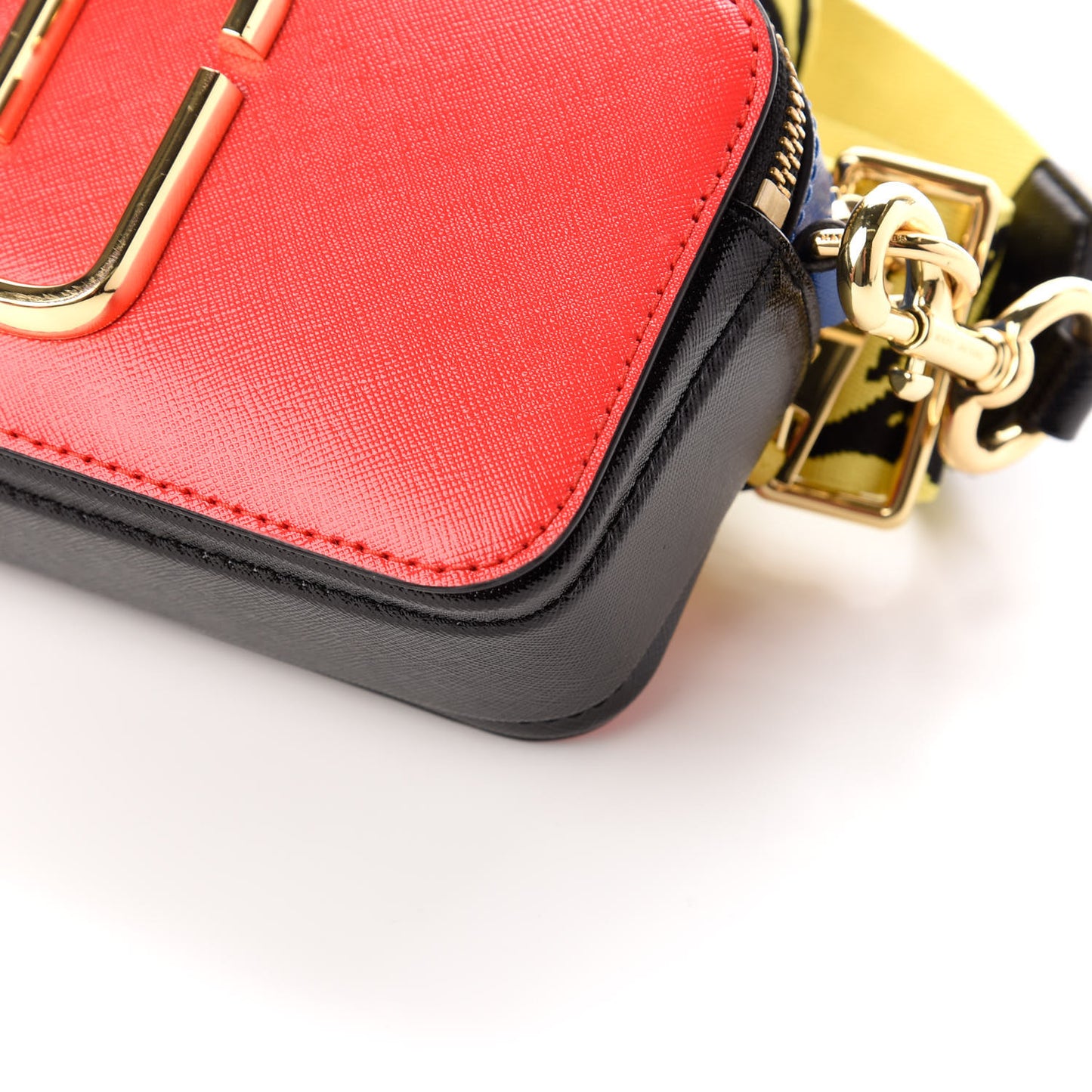 Saffiano Small Snapshot Camera Bag Red Multicolor