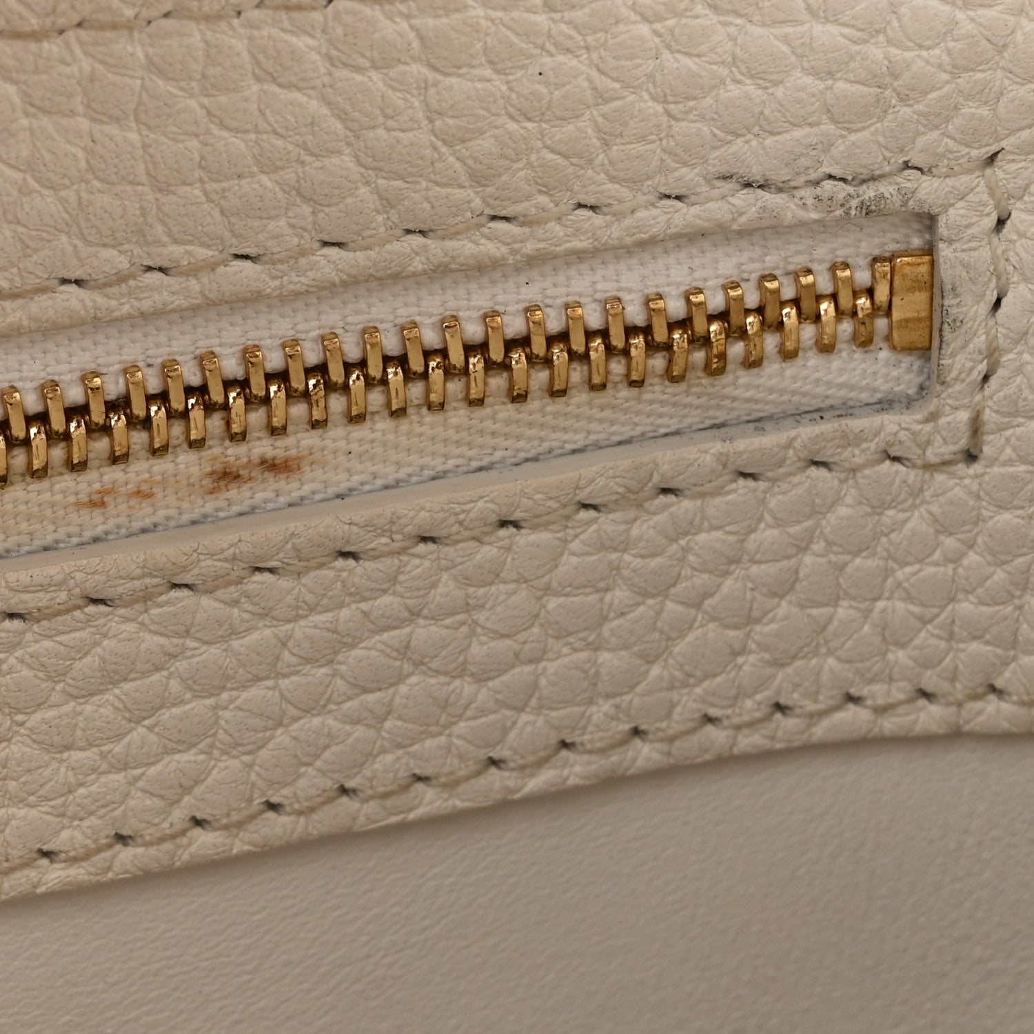 Louis Vuitton Taurillon Chain Capucines BB Gypsy Snow 10 of 12