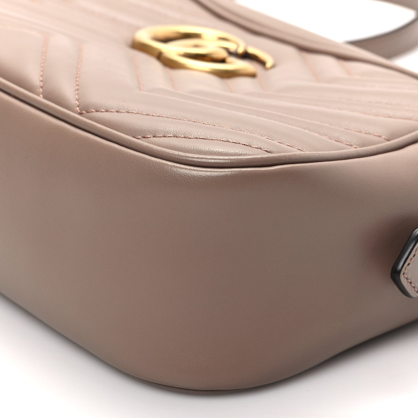 Calfskin Matelasse Small GG Marmont Chain Shoulder Bag Porcelain Rose