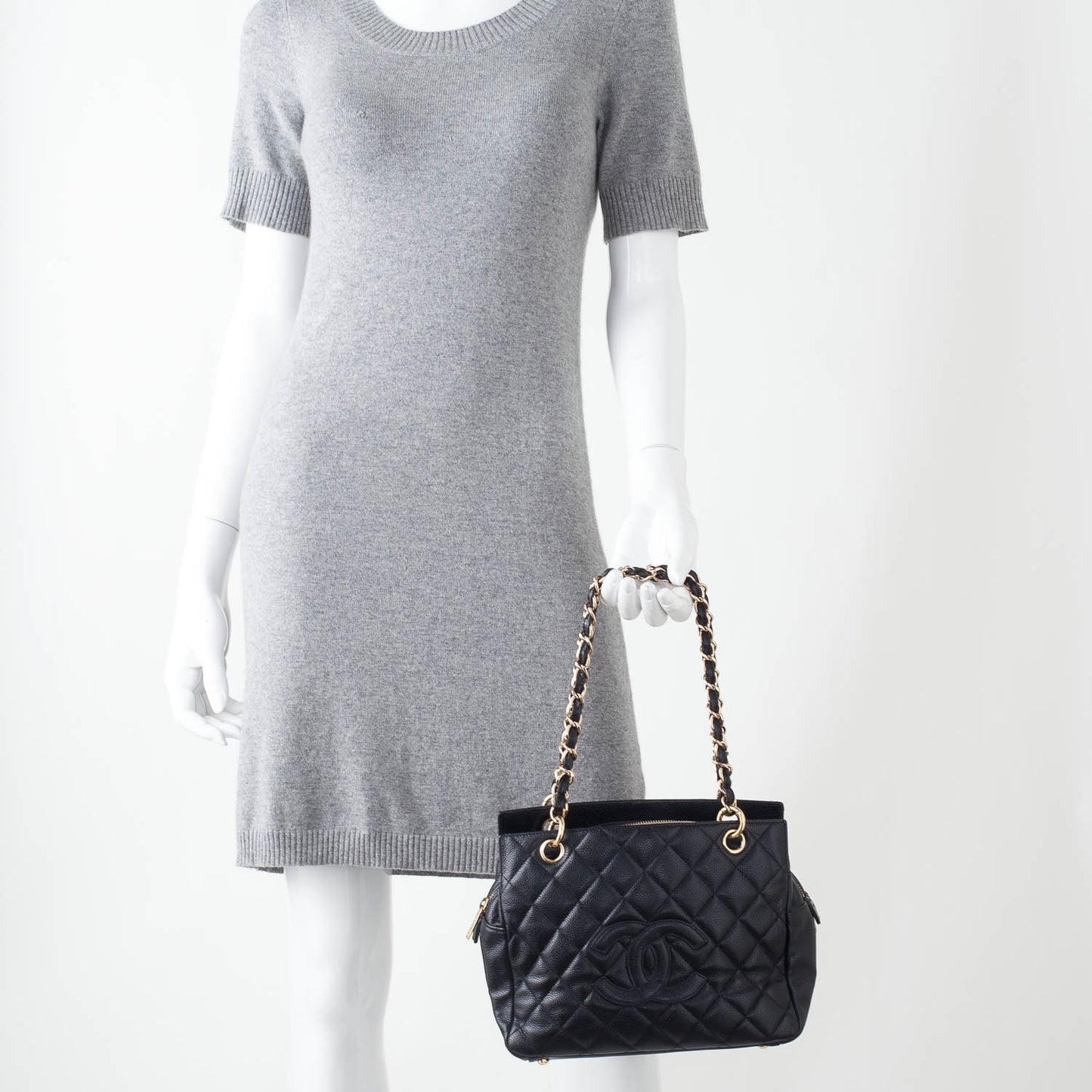 Caviar Quilted Petit Timeless Tote PTT Black