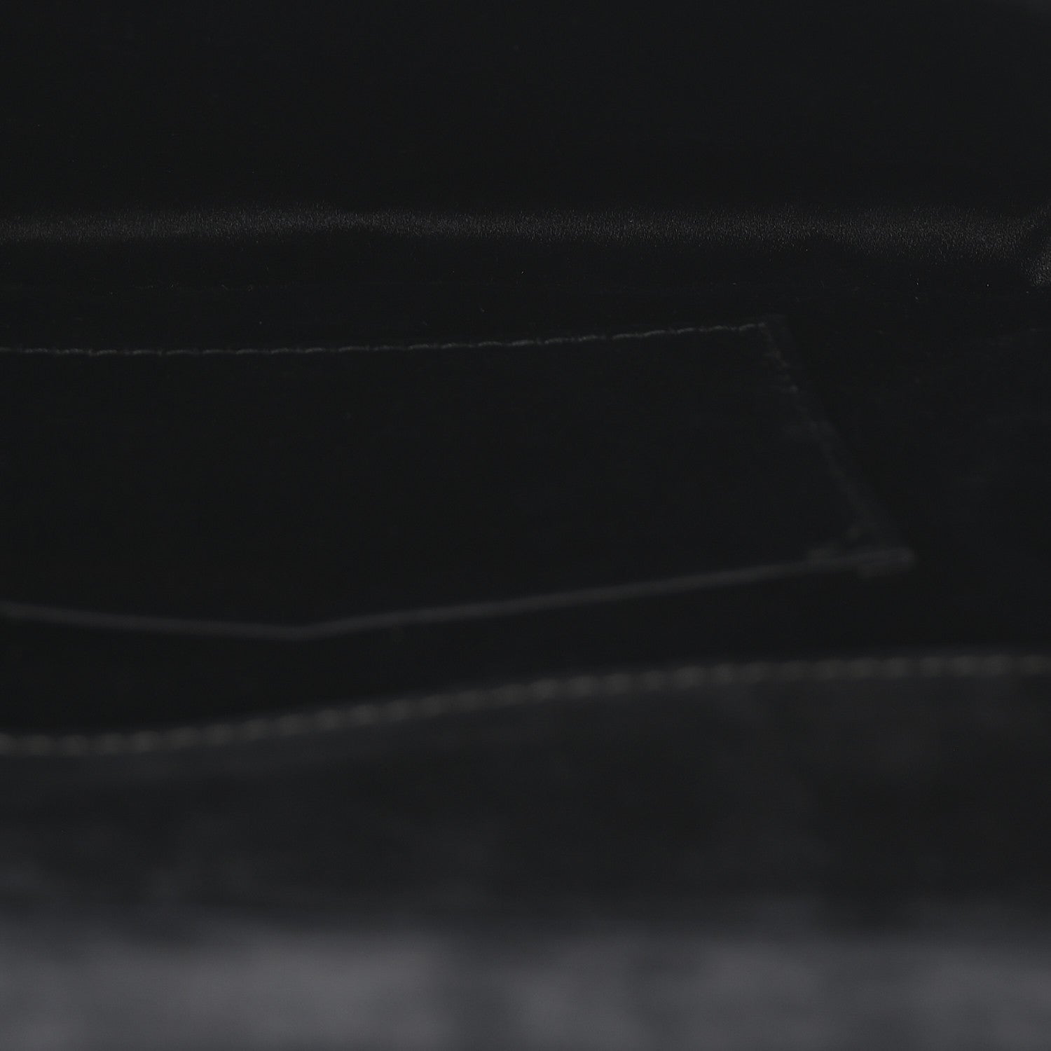 Saint Laurent Textured Patent Monogram Large Belle De Jour Clutch Grey 5 of 6