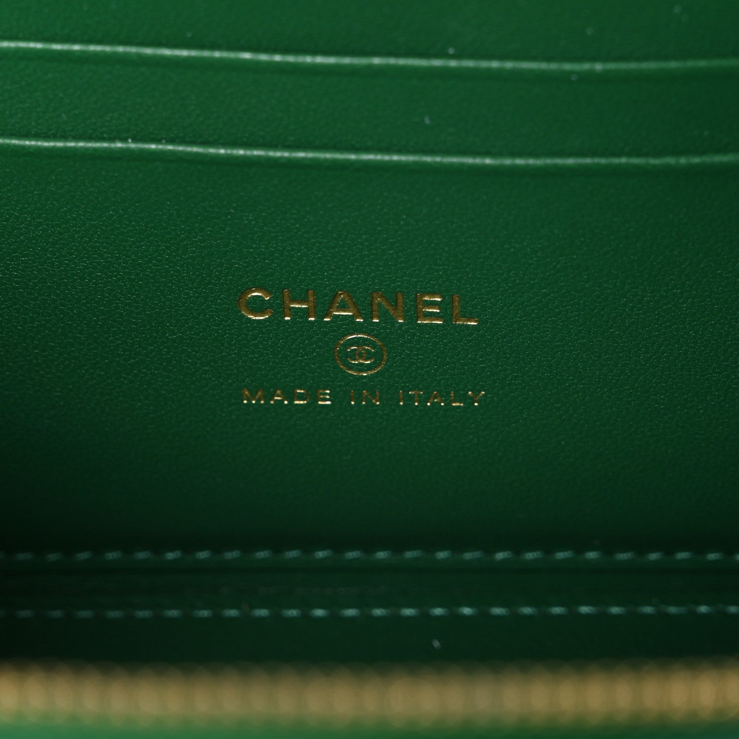 Chanel Calfskin Crocodile Embossed Exoticoco Small Top Handle Vanity Case With Chain Emerald 6 of 10