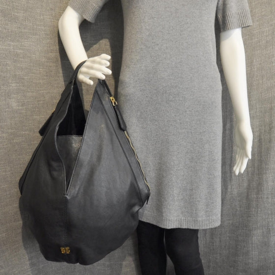 Givenchy Textured Calfskin Tinhan Hobo Black 3 of 10