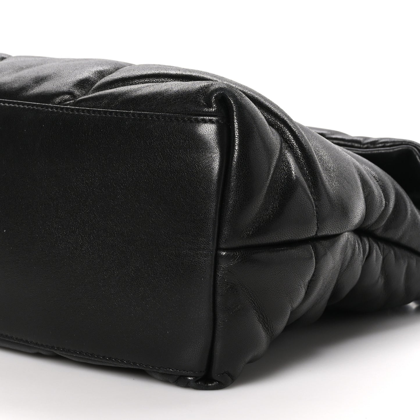 SAINT LAURENT Lambskin Quilted Monogram Monochrome Medium Loulou Puffer Chain Satchel Black