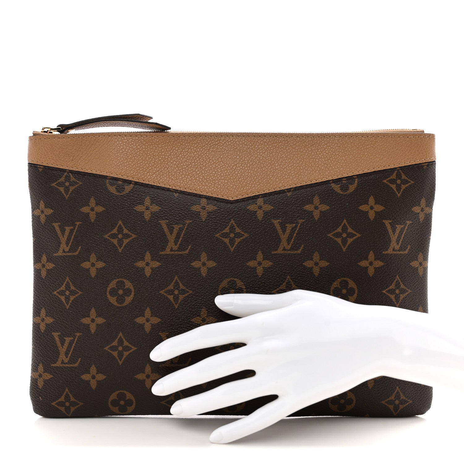 Louis Vuitton LOUIS VUITTON Monogram Daily Pouch Sesame 2 of 9
