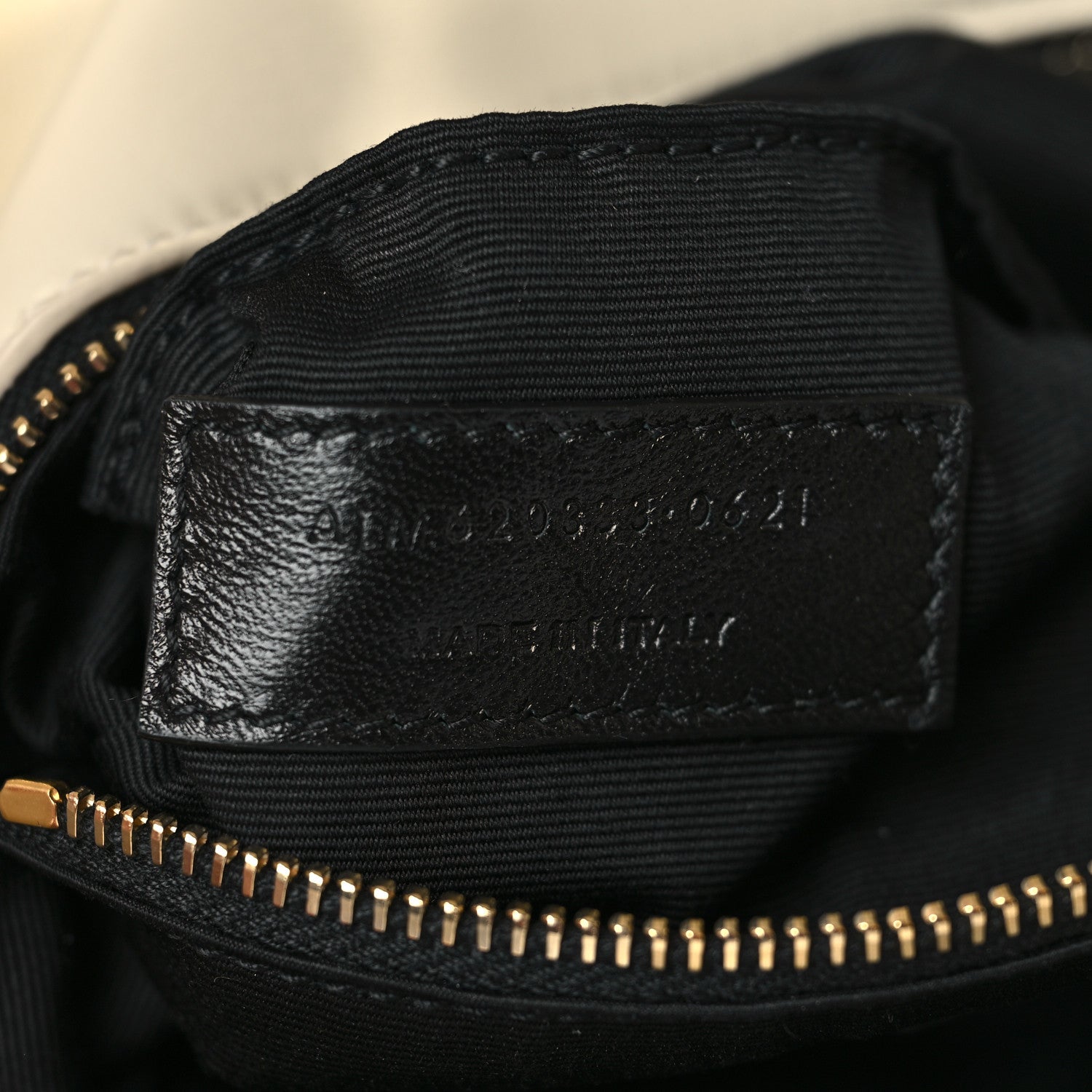 Saint Laurent Boucle Tweed Quilted Toy Loulou Puffer Monogram Chain Satchel Craie 6 of 6