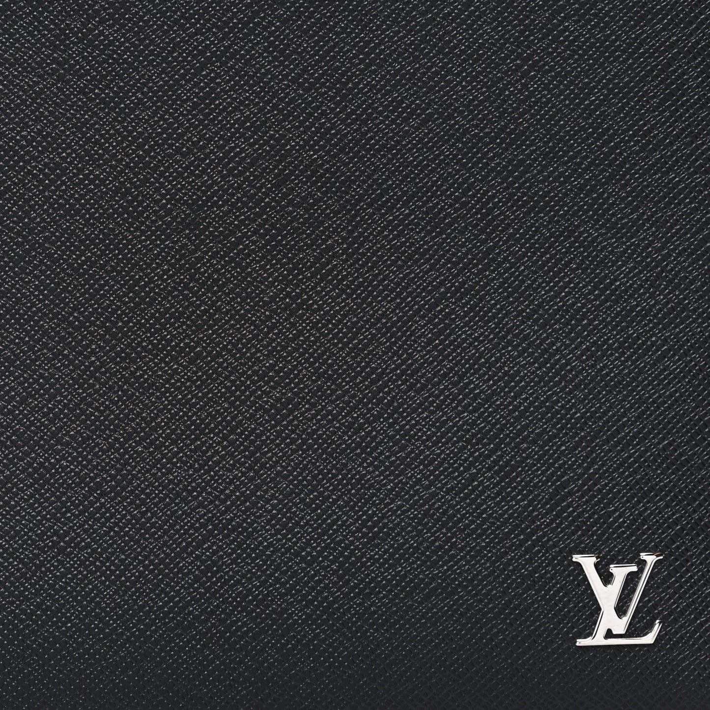 Taiga Pochette Voyage MM Black