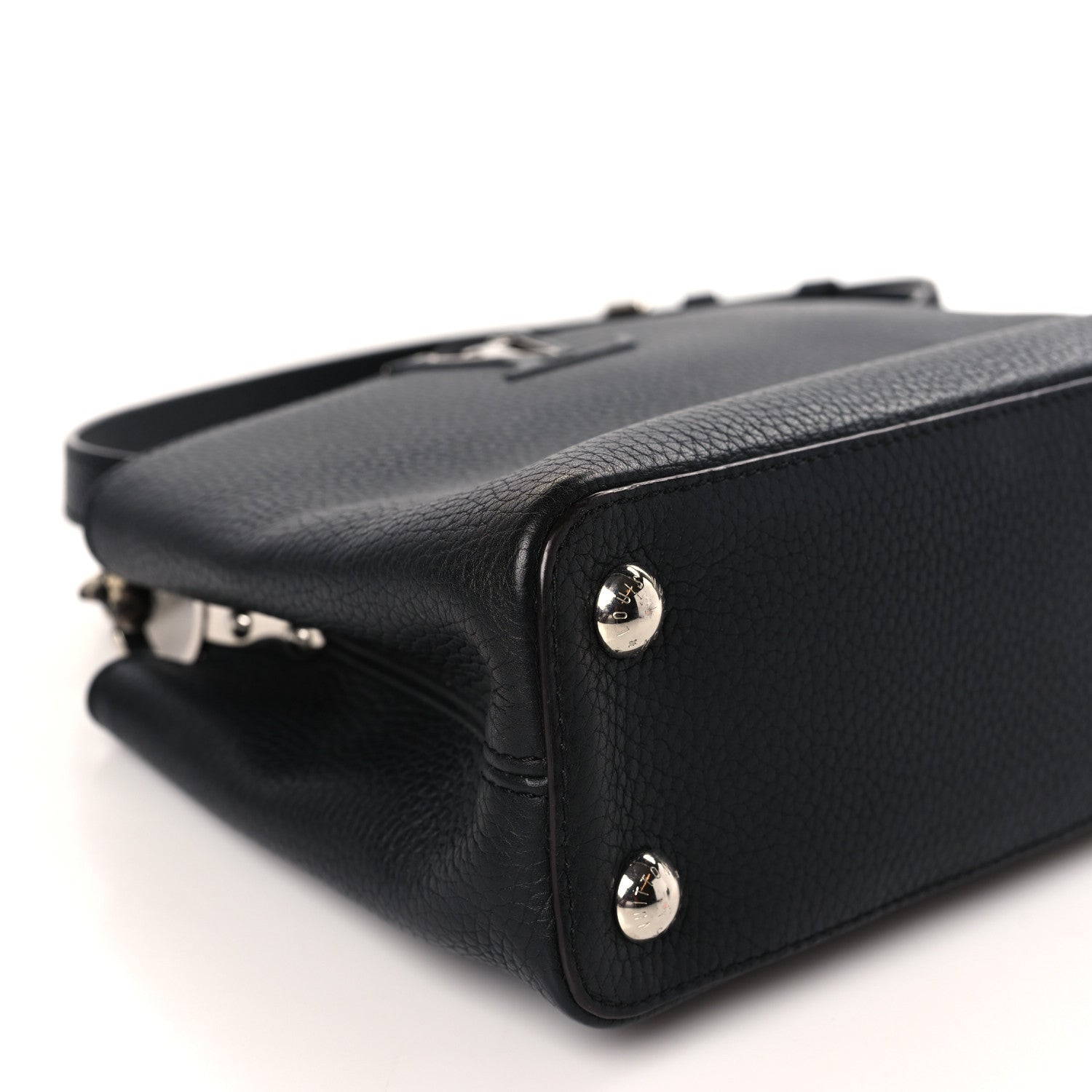 Louis Vuitton Taurillon Snakeskin Capucines BB Black 7 of 8