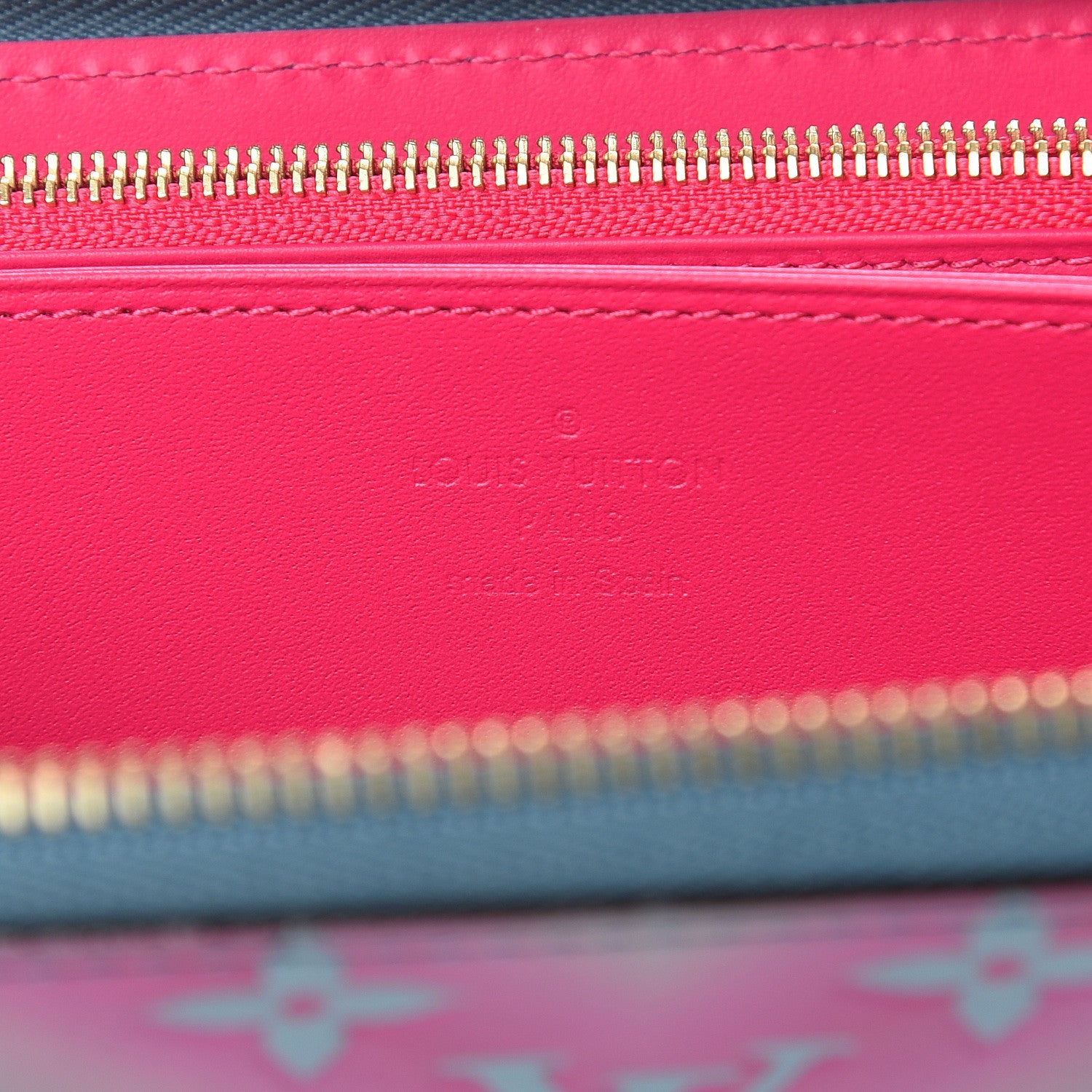 Louis Vuitton Metallic Vernis Degrade Zippy Wallet Blue Pink 6 of 8